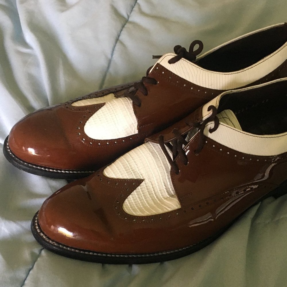 Stacy Baldwin Two-Toned Oxfords (Size 12EE)